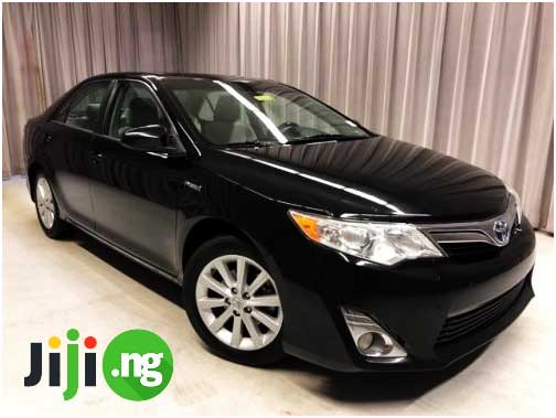 Reasons to Fall In Love With Toyota Camry 2012