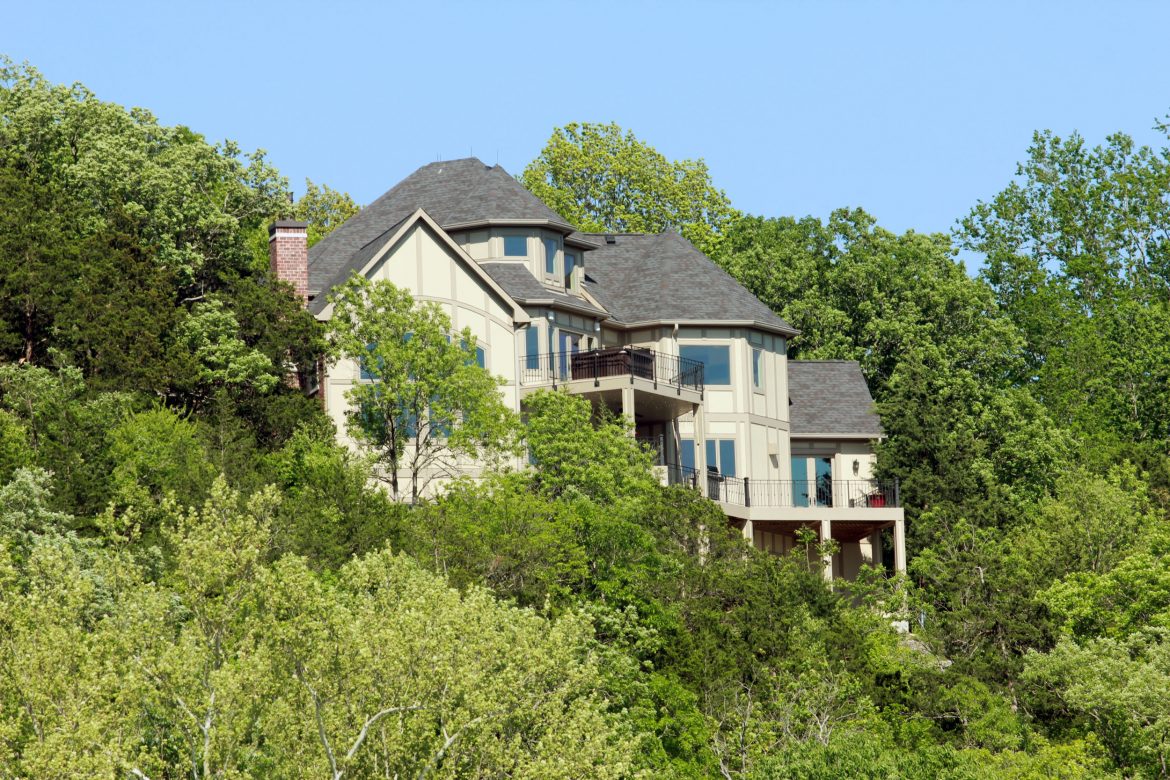 5 Reasons to Buy a Vacation Home