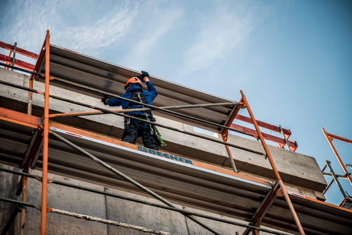 Safety Tips For Working On A Scaffold
